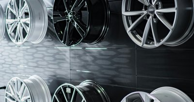 Jak dobierać felgi aluminiowe do swojego auta?