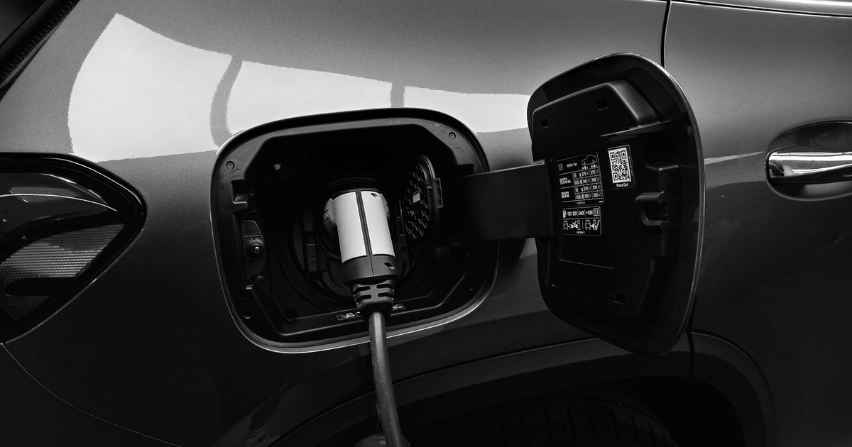 Hybrydowe kombi - najlepsze modele plug-in dla rodzin